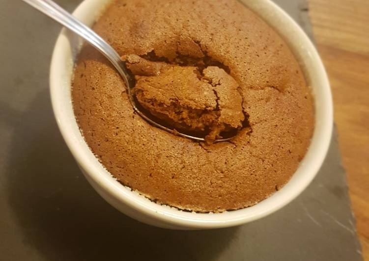 Soufflé au chocolat au coeur fondant 🍫