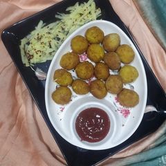A picture of Rice flour potato balls.