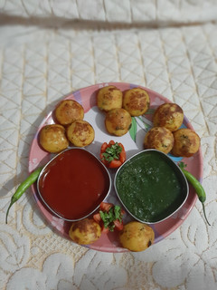 હેલ્ધી મિક્શ વેજ અપ્પમ રેસીપી મુખ્ય ફોટો