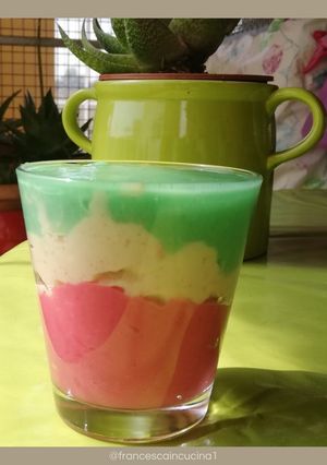 Foto di Crema tricolore.    Buon 25 Aprile!