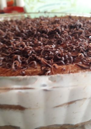 Una foto de Tiramisú doble capa