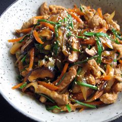 A picture of Korean Inspired Stir-fry.