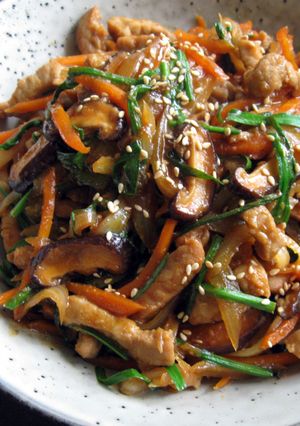 A picture of Korean Inspired Stir-fry.