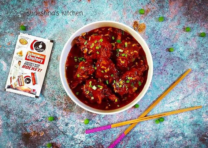 Schezwan Chicken Lollipops (gravy)