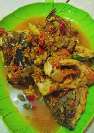 Foto resep Pindang ikan mas simple ala khambec