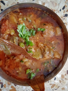 ઊંધિયું (Undhiyu Recipe In Gujarati) રેસીપી મુખ્ય ફોટો