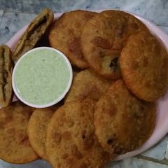 A picture of Beef kachori.