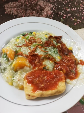 Langkah Mudah untuk Membuat Resep 🌸Bubur manado🌸 yang Lezat Sekali Anti Ribet, Bikin Ngiler