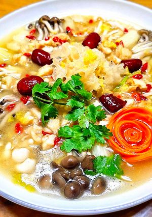 鵝油湯上鮮貝娃娃菜（創意料理） 的食譜成品照片