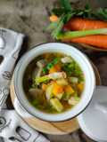 Sop Ayam dan Baso (1206)