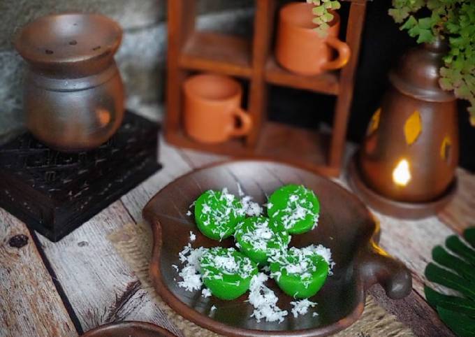 Resep 28. Kue Lumpang Khas Palembang Resep 28. Kue Lumpang Khas Palembang