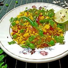 A picture of Kanda Poha Recipe.
