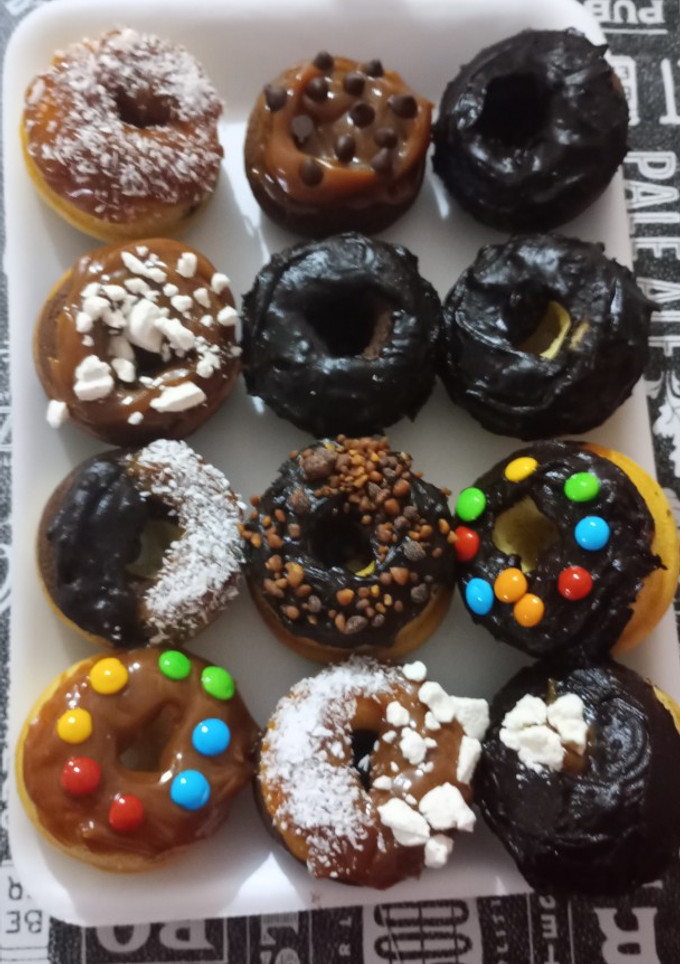 Una foto de Mini donas de 7 cm - Bandeja Mixta