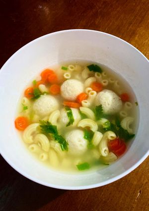 Foto resep Sup makaroni bakso ayam mpasi 15 bln