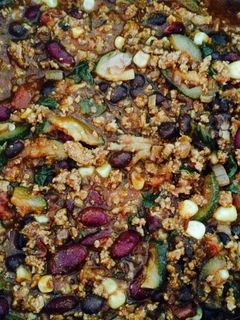 A picture of Turkey & veggie chili.