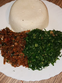 A picture of Omena.