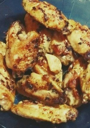 Una foto de Alitas de pollo a la plancha
