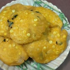 A picture of Thattai.