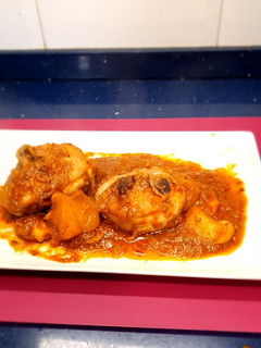 Una foto de Ossobuco de pavo estofado al oporto
