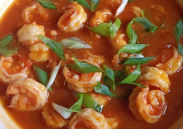 Langkah Mudah untuk Menyiapkan Udang Saus Padang yang Lezat