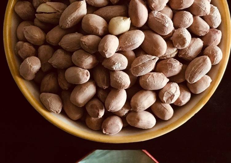Simple Way to Prepare Award-winning Salty Peanuts