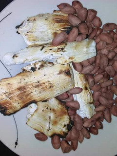 A picture of Soaked Cassava with Roasted groundnuts.