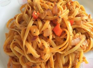 Foto resep Pasta fetucini cabe bubuk & tuna