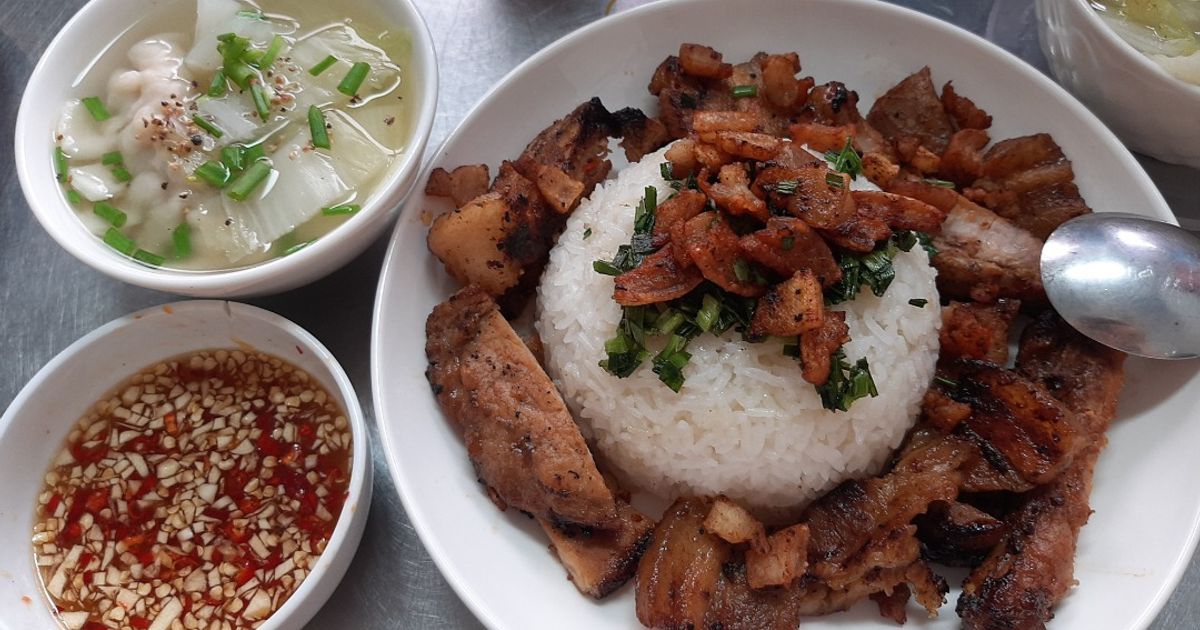 Vietnamese Broken Rice With Grilled Pork Chops (Cơm Tấm Sườn) Recipe By ...