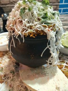 મટકા બિરયાની (Matka Biryani Recipe In Gujarati) રેસીપી મુખ્ય ફોટો