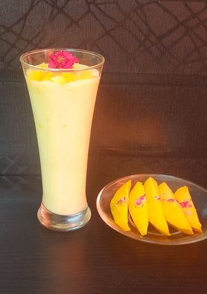 A picture of Mango Lassi.