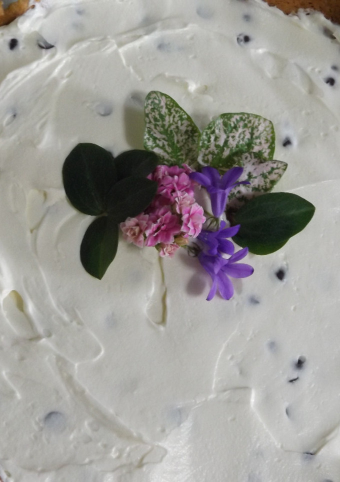 Una foto de Tarta rellena con crema Paradiso