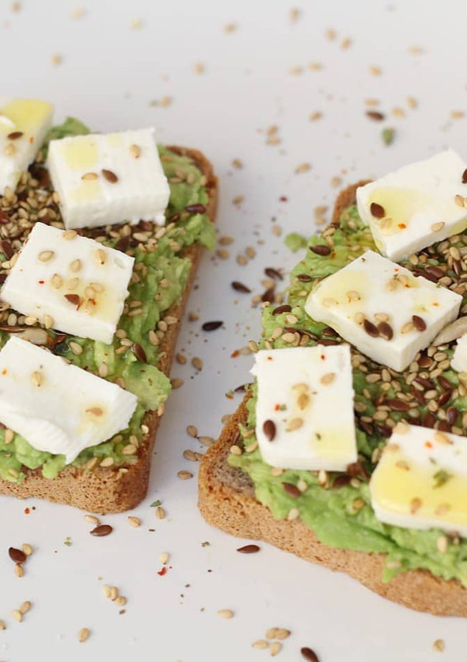 Una foto de Tostadas integrales de pan de trigo sarraceno