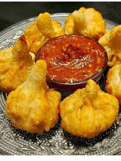 फ्राइड मोमोस (fried momos recipe in Hindi) रेसिपी मुख्य फोटो