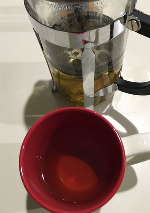Una foto de Infusión jengibre-Cúrcuma-manzanilla