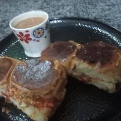 A picture of Stuff cheesy garlic bun.