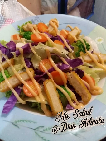Cara Simple Menyiapkan Resep  Salad mix simple yang Enak Banget, Bisa Manjain Lidah