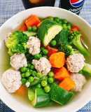 Canh thịt viên rau củ