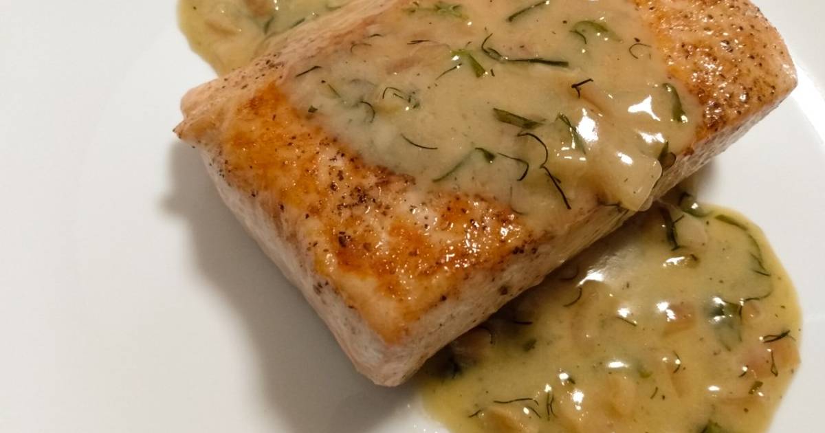 Salmon with apple and herb beurre blanc Recipe by Robert Gonzal Cookpad