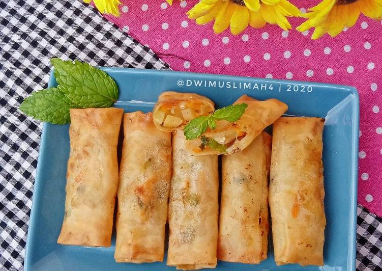 Langkah Mudah untuk Menyiapkan Lumpia Isi Ayam + Sayur, Enak