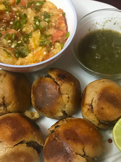 A picture of Litti chokha.