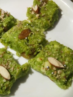 A picture of Ghiya ke barfi.
