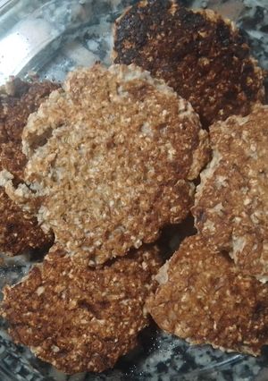 Una foto de 🍪 Galletas 🍪 de avena y banana 🍌