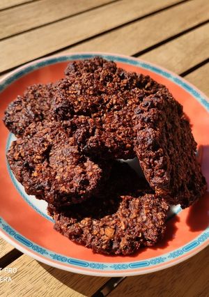 Una foto de Galletas de avena, plátano y chocolate