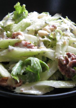 A picture of Celery & Blue Cheese Salad.