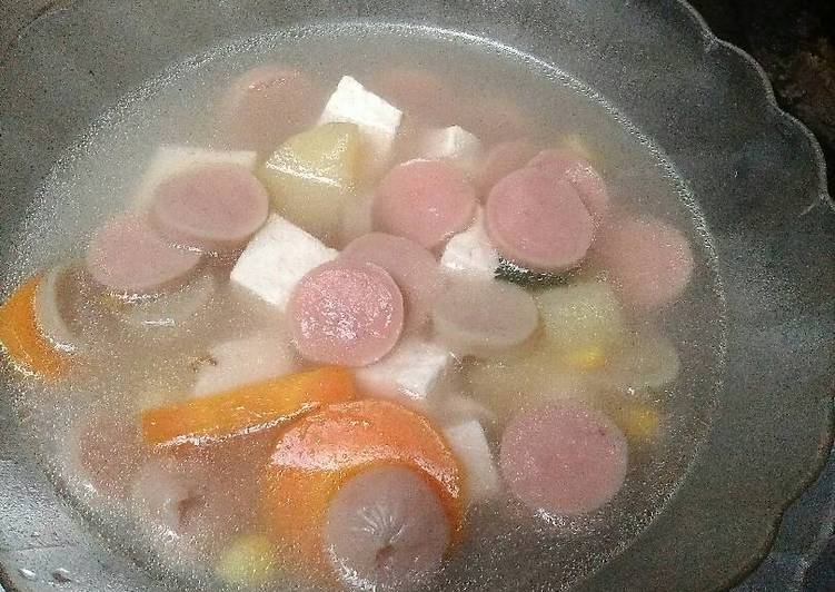 Langkah Mudah untuk Menyiapkan Sup sosis tahu hemat Anti Gagal