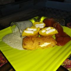 A picture of Paneer pakoda.