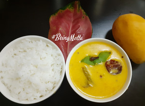 A picture of Fajeto (Ripe Mango flavoured Kadhi).