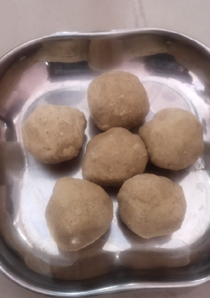 பொட்டுக்கடலை உருண்டை செய்முறை முக்கிய புகைப்படம்