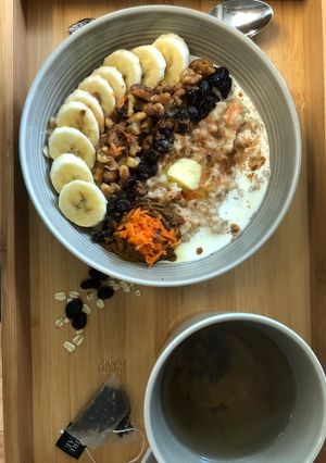 A picture of Golden Carrot Cake Oatmeal.