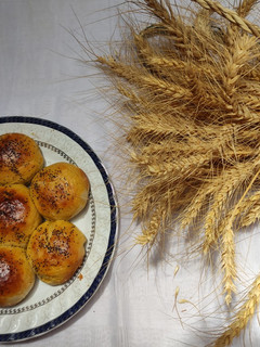 عکسی از دستور نان شیرمال مغز دار
